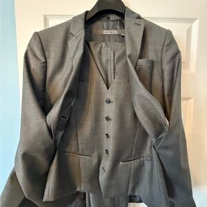 Express Men's Charcoal 3 Piece Suit